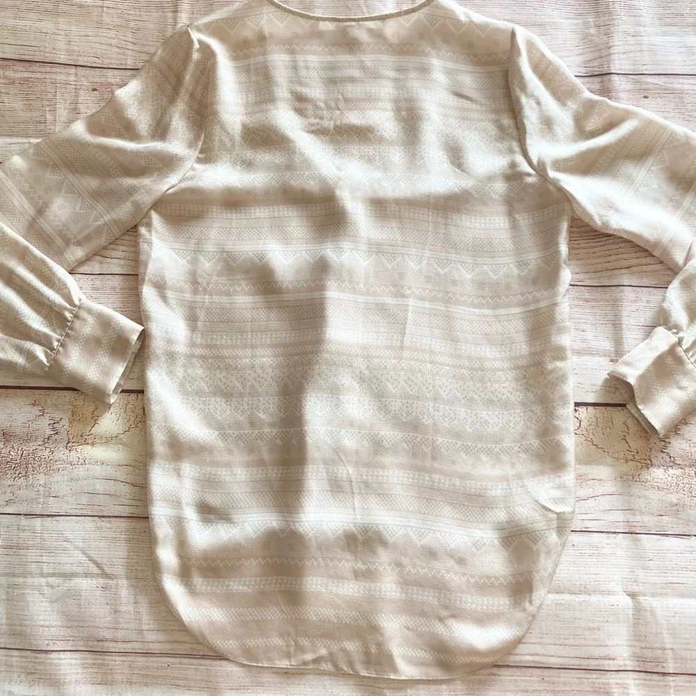 Veronica Beard Natural Bahia Silk Blouse - 6 - Picture 14 of 15